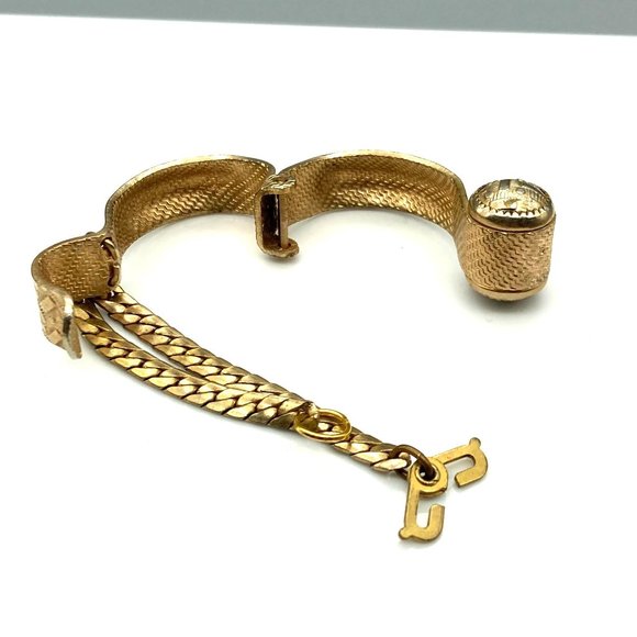 Textured Gold Tone Gloves Clip with Purse Chain, Vintage Pinup Fashion - Picture 3 of 3